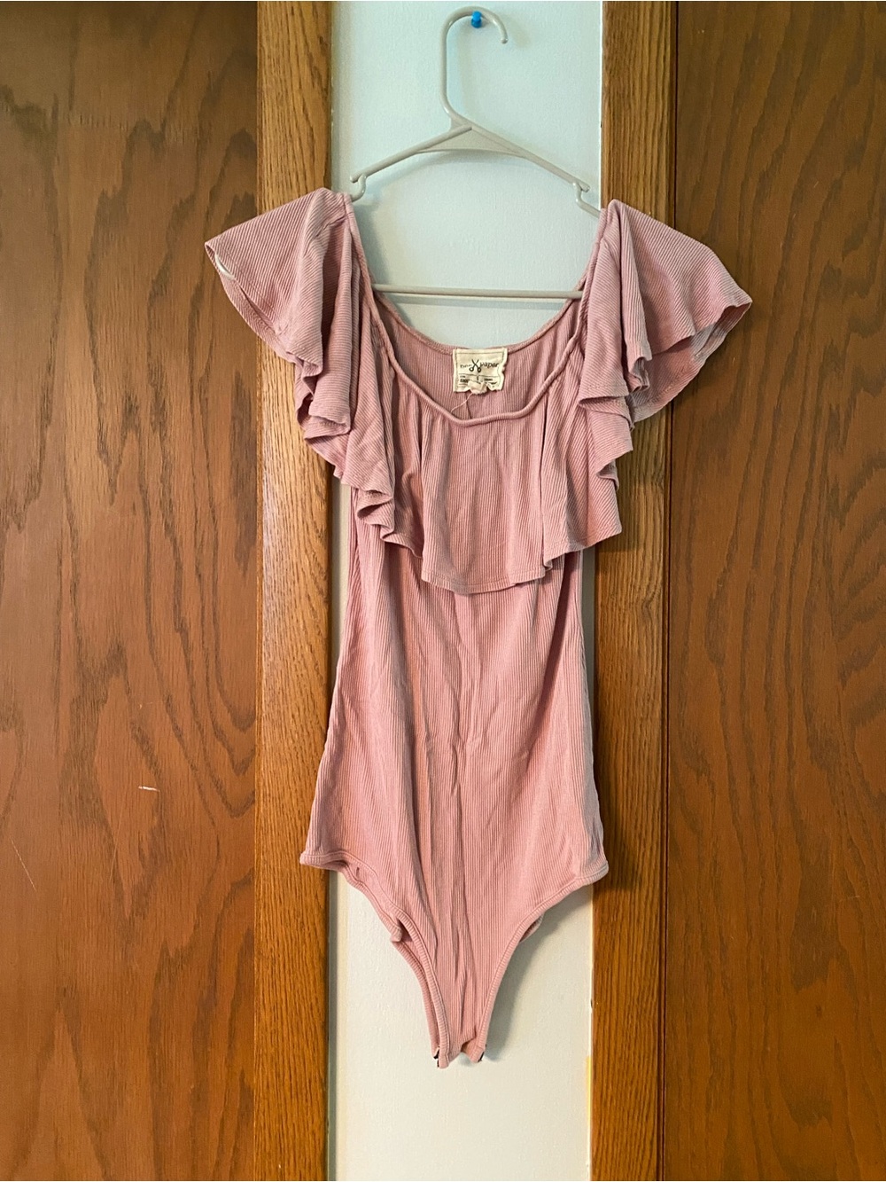 Ruffle Off-Shoulder body suit